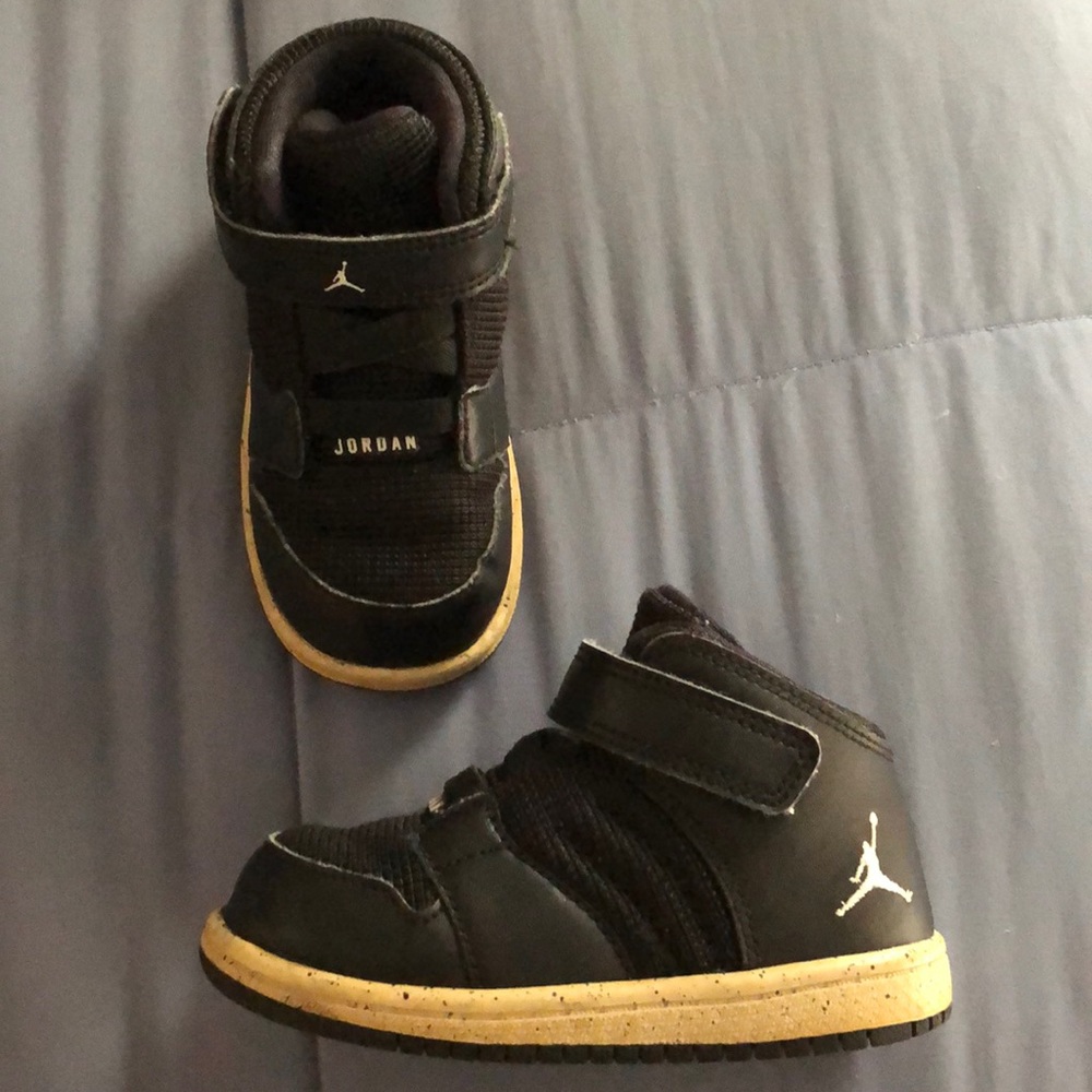 Black Nike Jordan’s